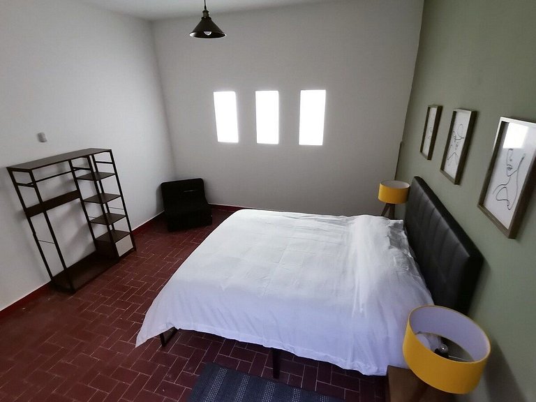 DIVINE 5 GUESTS FLAT @ THE MAIN SQUARE (CLEANING)