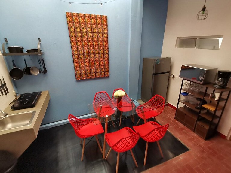 DIVINE 5 GUESTS FLAT @ THE MAIN SQUARE (CLEANING)