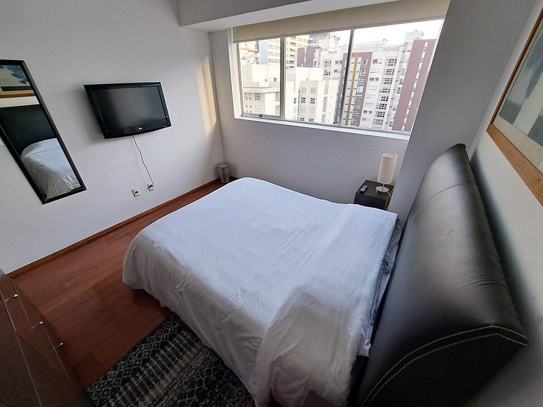 Splendid Apartment for 6 People at Plaza Antara and Carso.