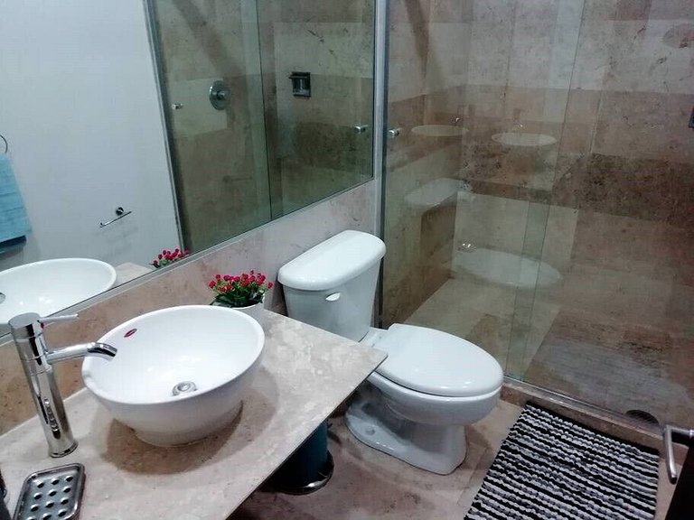 Lujoso Condo p/ 6 en Antara Polanco, Carso y Embajada EEUU