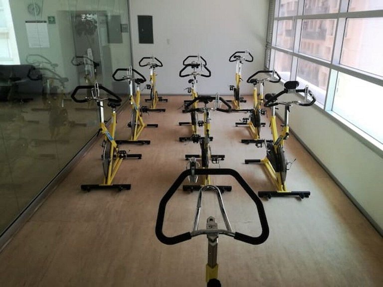 Antara Polanco + Carso Square: Divine 2BR Apartment for 5
