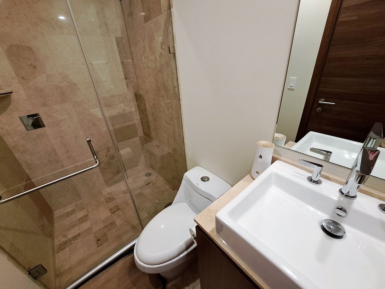 Vive como Magnate en Res. Carso junto Plaza Antara