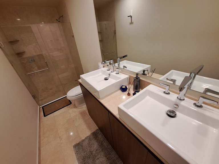 Vive como Magnate en Res. Carso junto Plaza Antara