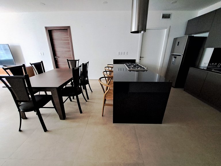 Vive como Magnate en Res. Carso junto Plaza Antara