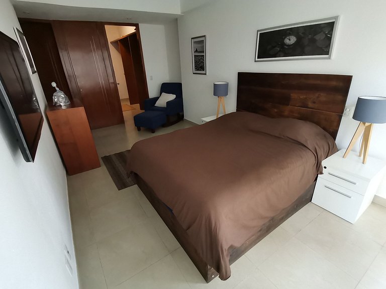 Amplio y Moderno a Lado de Plaza Antara y Sumaya