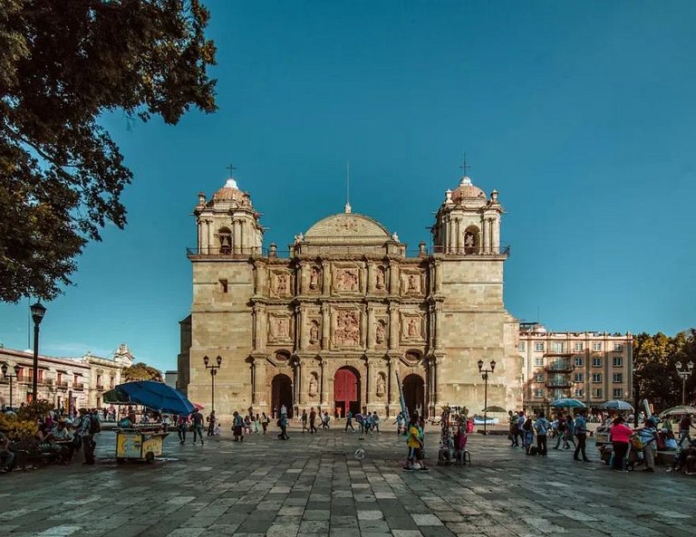 BELLÍSIMO DEPA PARA 6 A SOLO UNA CUADRA DEL CENTRO