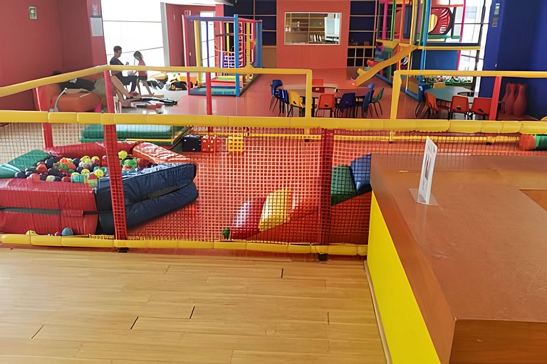 Super Apt f/5 in the Trendiest Area: Antara&Sumaya