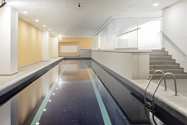 Super Apt f/5 in the Trendiest Area: Antara&Sumaya