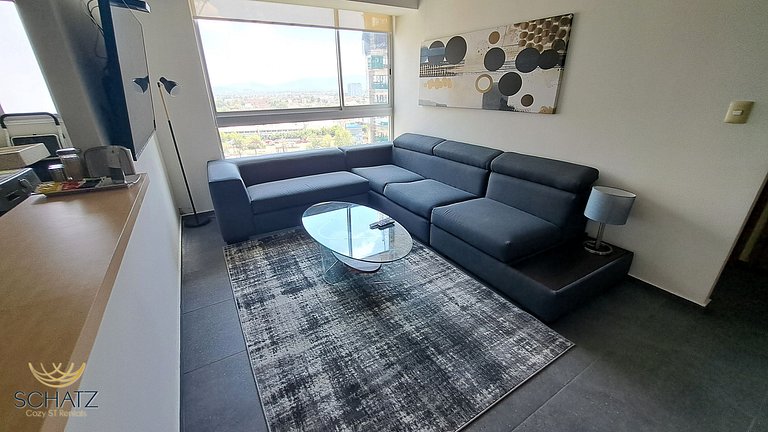 Super Apt f/5 in the Trendiest Area: Antara&Sumaya