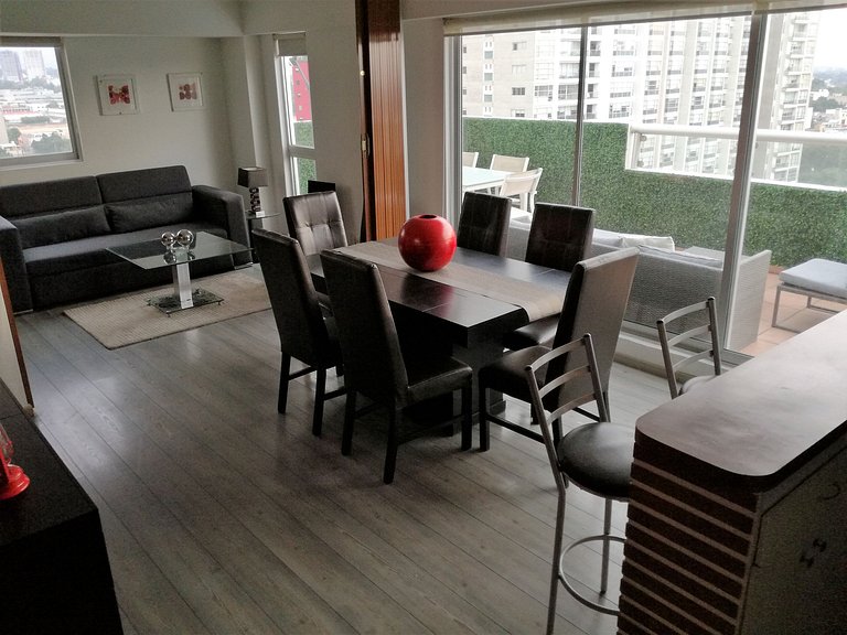 ESPECTACULAR DEPA CON AMPLIA TERRAZA PRIVADA