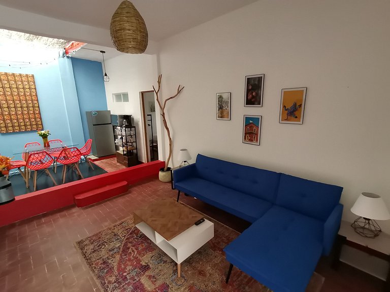 DIVINE 5 GUESTS FLAT @ THE MAIN SQUARE (CLEANING)